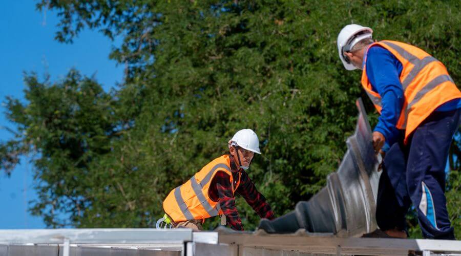Professional new roof installation services in Yellowstone National Park, WY